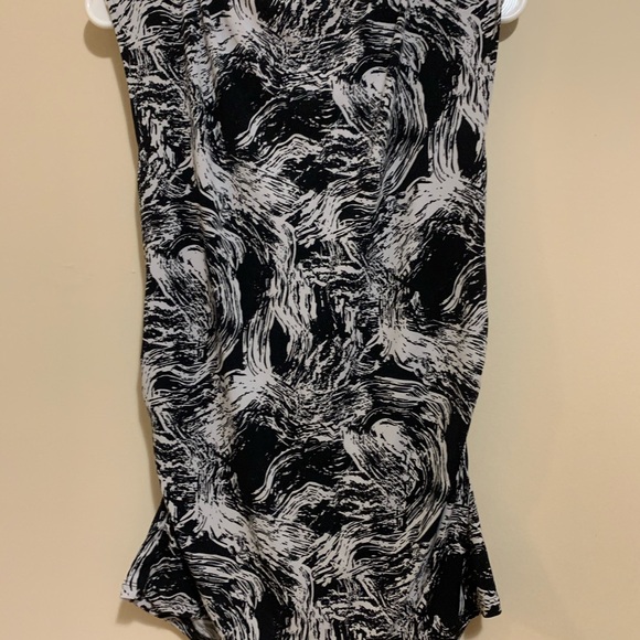 Patterned top - Picture 3 of 4